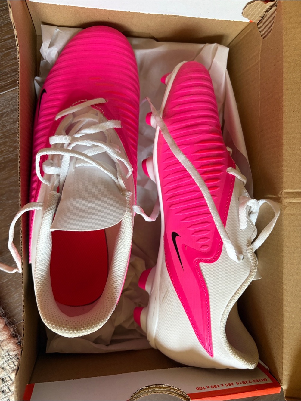 Women's size 5.5 Hot Pink Nike Soccer Cleats with White Accents
